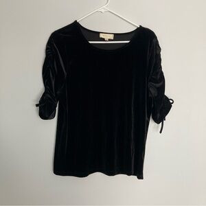 Black Velvet Half Sleeve Top | Anthro | Medium